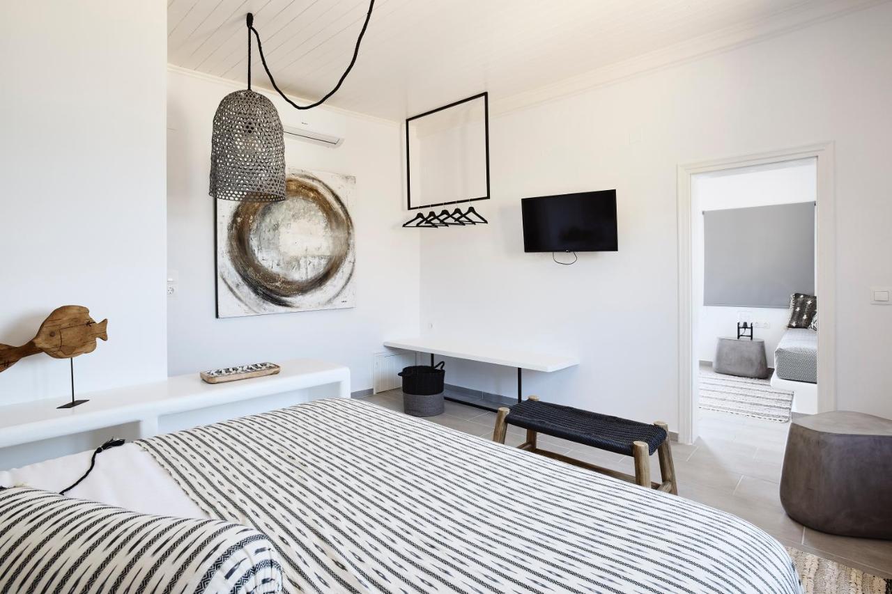 Terra Mare Suites Agia Irini  المظهر الخارجي الصورة